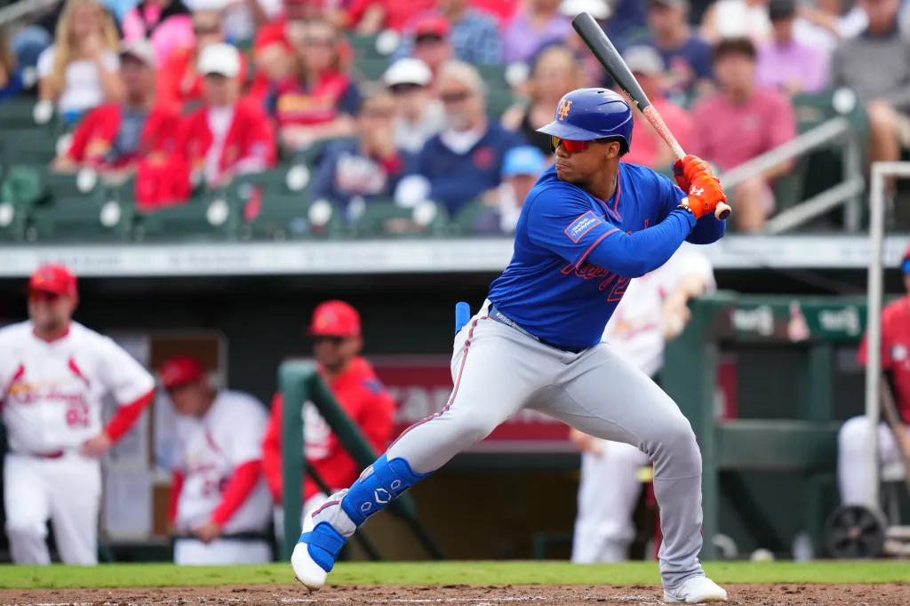 2025 MLB Season Heats Up: Power Bats, Dominant Arms, and Surprise Contenders